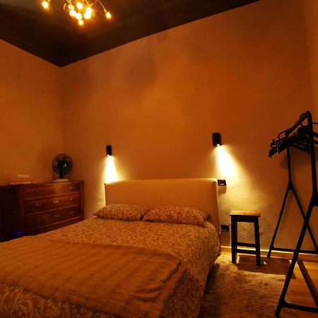 Curt Da Beta - Casa Vacanze Con Giardino In Corte Del XVIII Secolo Malnate Luaran gambar