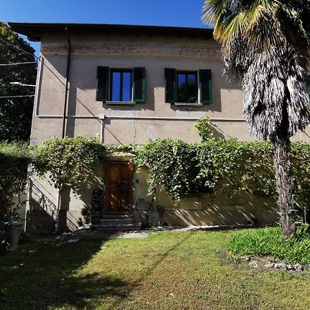 Curt Da Beta - Casa Vacanze Con Giardino In Corte Del XVIII Secolo Malnate Luaran gambar