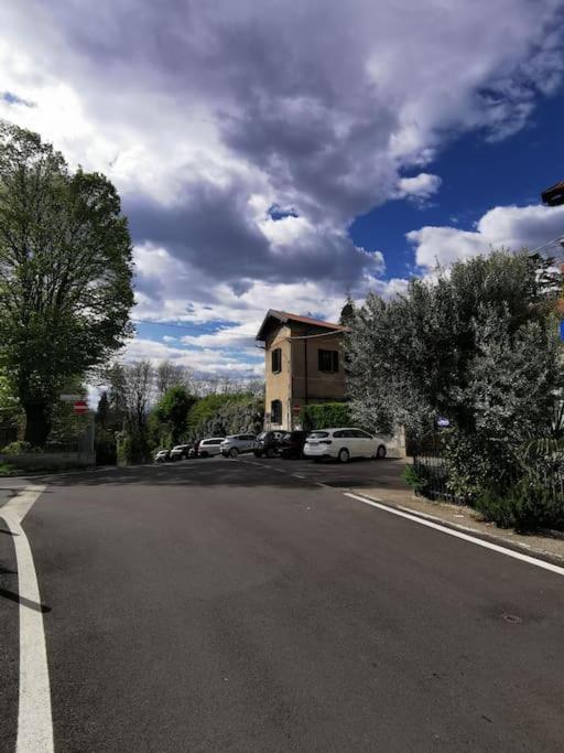 Curt Da Beta - Casa Vacanze Con Giardino In Corte Del XVIII Secolo Malnate Luaran gambar