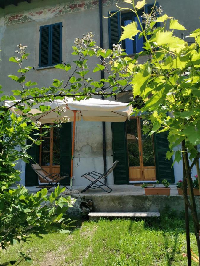 Curt Da Beta - Casa Vacanze Con Giardino In Corte Del XVIII Secolo Malnate Luaran gambar