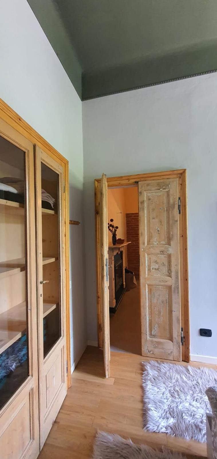 Curt Da Beta - Casa Vacanze Con Giardino In Corte Del XVIII Secolo Malnate Luaran gambar