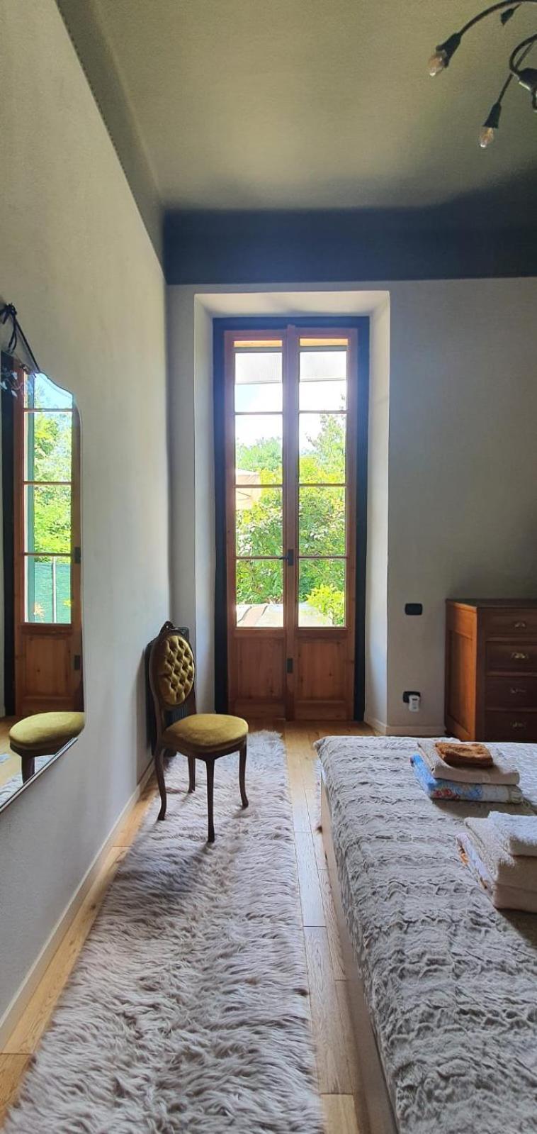 Curt Da Beta - Casa Vacanze Con Giardino In Corte Del XVIII Secolo Malnate Luaran gambar