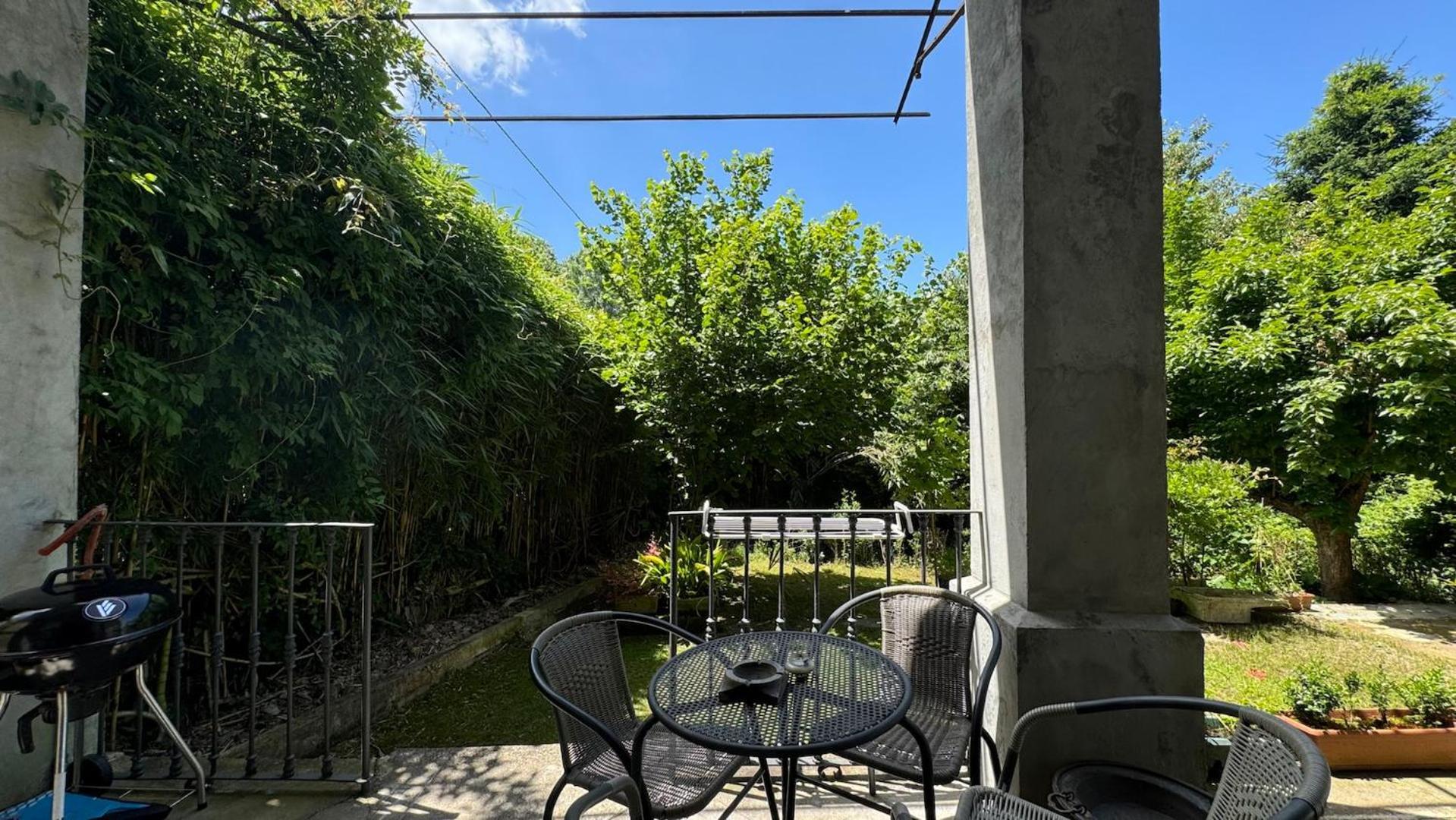 Curt Da Beta - Casa Vacanze Con Giardino In Corte Del XVIII Secolo Malnate Luaran gambar